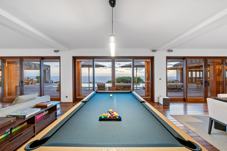 Sixieme Sens | Living Room