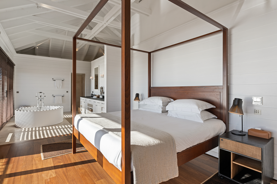Sixieme Sens | Bedroom Master 